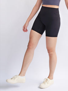 Cadence 6" Biker Shorts- Black - Banana Fighter