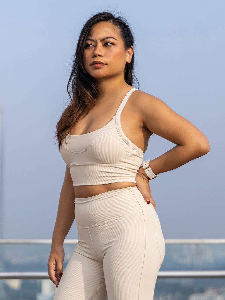 SCULPTFLEX® RIBBED V BRA - OAT MILK