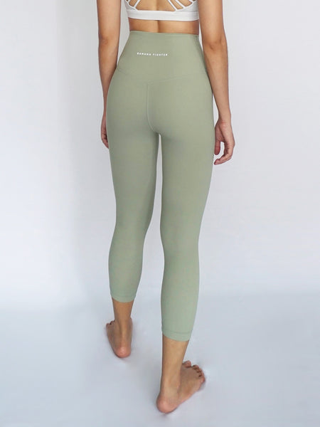 Cinch Legging- SAGE - Banana Fighter